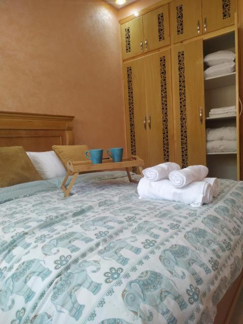Appartement à alliance mehdia 2 juste pour couple marié on n'accepte pas les voyageurs célibataires ou les groupes d amis Kenitra Esterno foto