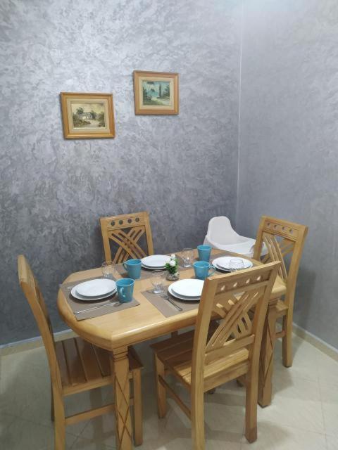 Appartement à alliance mehdia 2 juste pour couple marié on n'accepte pas les voyageurs célibataires ou les groupes d amis Kenitra Esterno foto